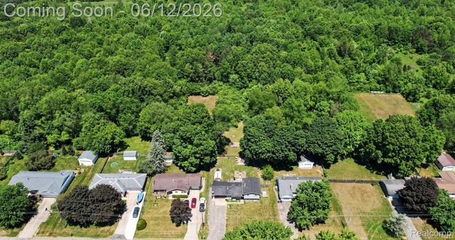 413 Alvena Avenue, Pennfield Charter Township, MI 49017