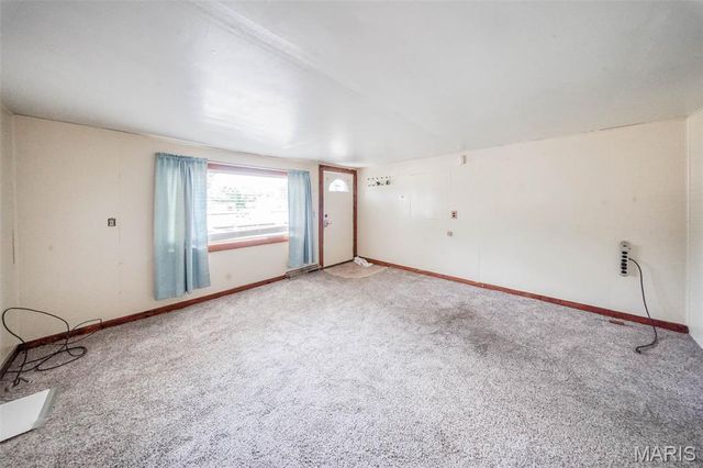 603 W Springfield Street, St James, MO 65559