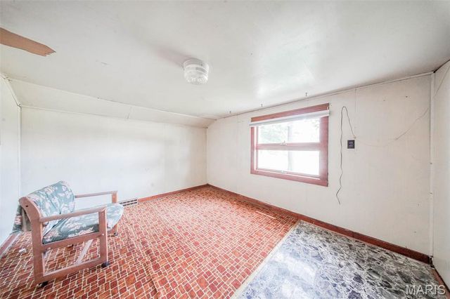 603 W Springfield Street, St James, MO 65559