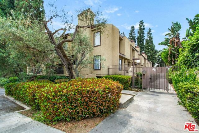 849 E Victoria Street 811, Carson, CA 90746