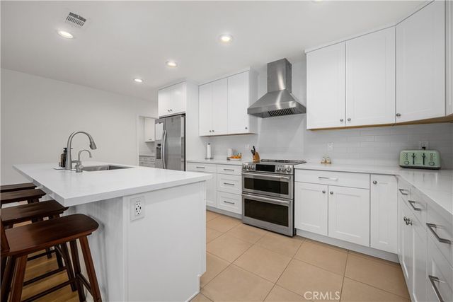 3244 Gondar, Long Beach, CA 90808