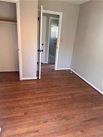 13 W 89 Terrace, Kansas City, MO 64114
