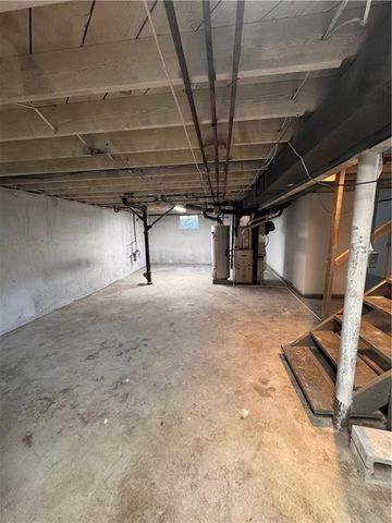 13 W 89 Terrace, Kansas City, MO 64114