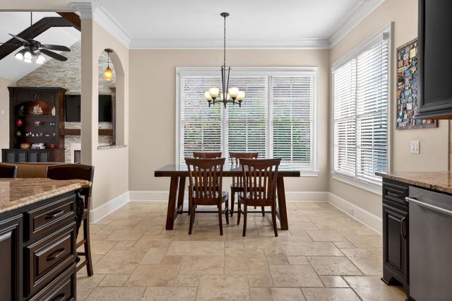 1820 Turnberry Ave, Suwanee, GA 30024