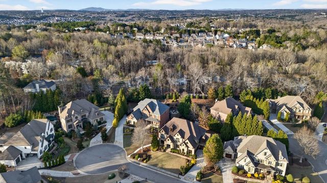 1820 Turnberry Ave, Suwanee, GA 30024