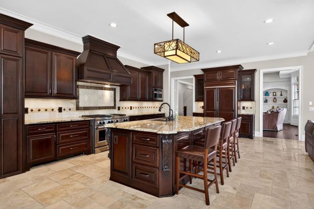 1820 Turnberry Ave, Suwanee, GA 30024