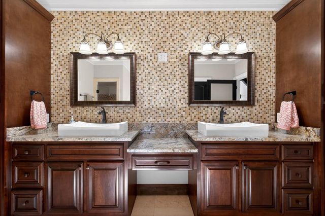 1820 Turnberry Ave, Suwanee, GA 30024