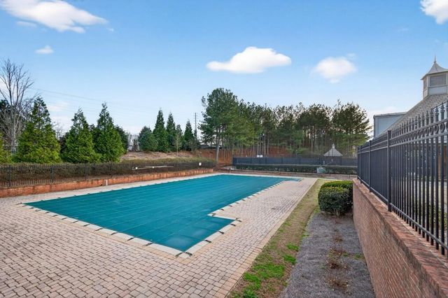 1820 Turnberry Ave, Suwanee, GA 30024