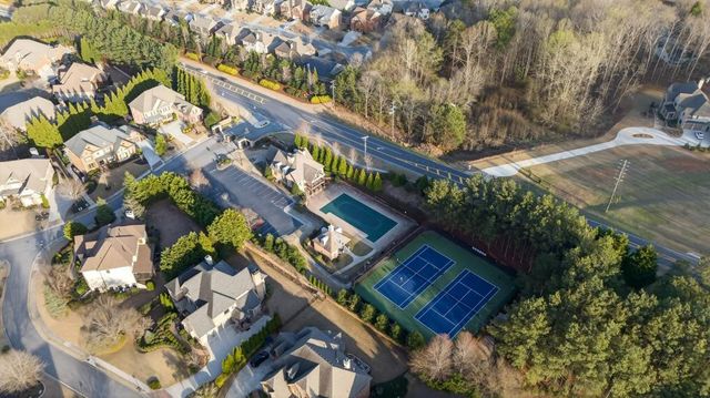 1820 Turnberry Ave, Suwanee, GA 30024