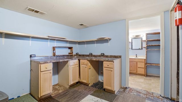 7028 Nordale Drive, Fort Wayne, IN 46804