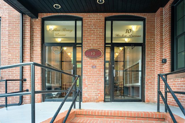 10 Weston Ave 303, Quincy, MA 02170