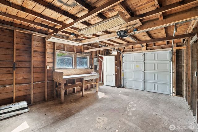 9701 Hipkins Road SW, Lakewood, WA 98498