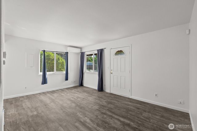 9701 Hipkins Road SW, Lakewood, WA 98498