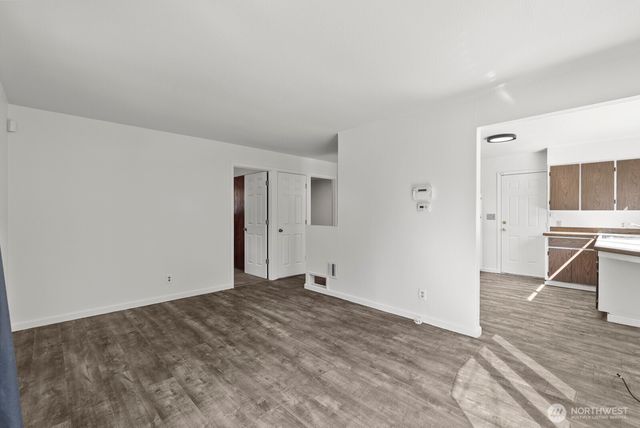 9701 Hipkins Road SW, Lakewood, WA 98498