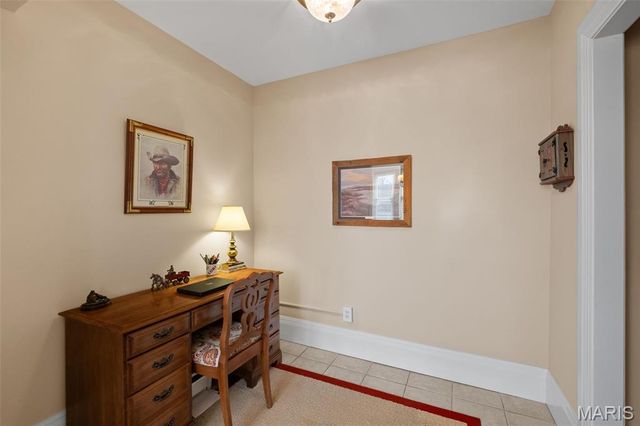 630 Westwood Drive 2S, Clayton, MO 63105