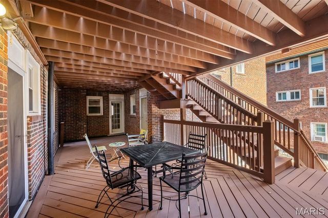630 Westwood Drive 2S, Clayton, MO 63105