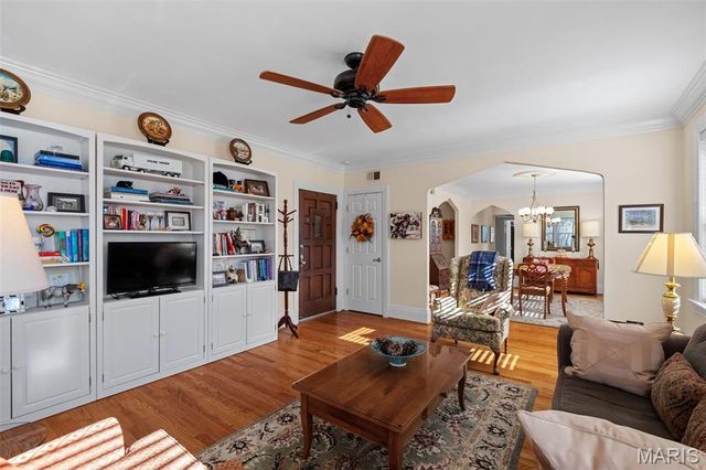 630 Westwood Drive 2S, Clayton, MO 63105