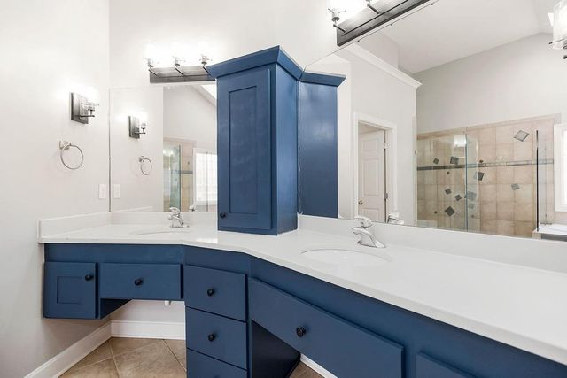 24115 W 68th Street, Shawnee, KS 66226