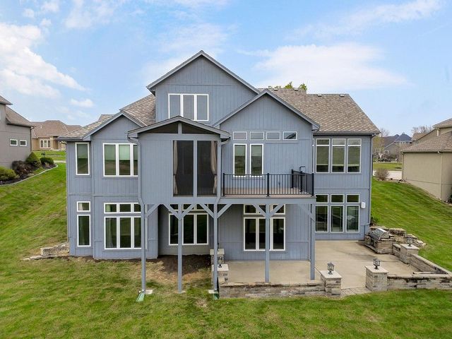 24115 W 68th Street, Shawnee, KS 66226