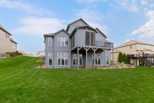 24115 W 68th Street, Shawnee, KS 66226