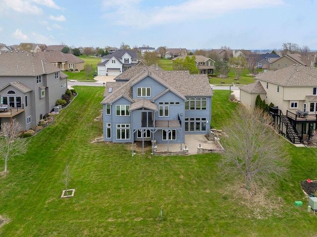 24115 W 68th Street, Shawnee, KS 66226
