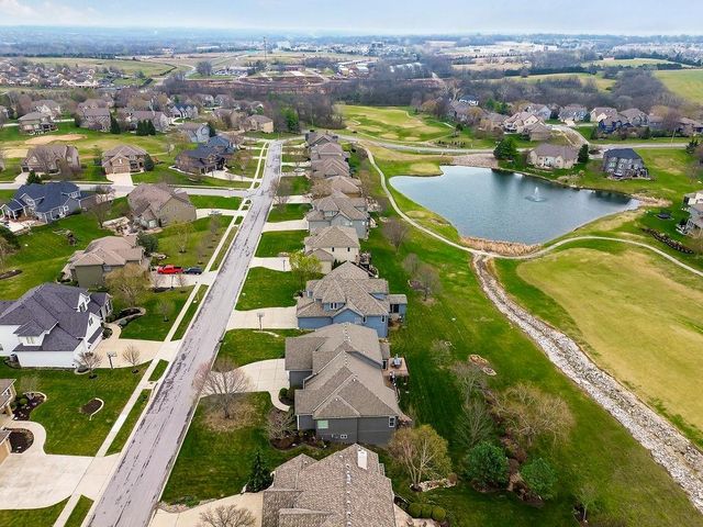 24115 W 68th Street, Shawnee, KS 66226