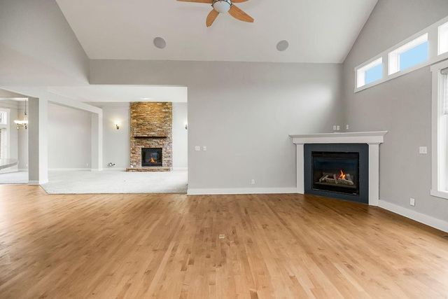 24115 W 68th Street, Shawnee, KS 66226