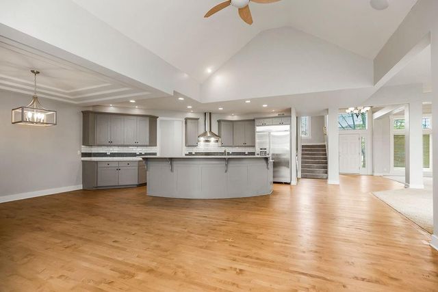 24115 W 68th Street, Shawnee, KS 66226