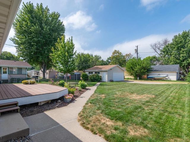 948 Main Street S, Shakopee, MN 55379