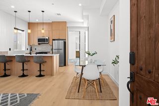 906 S Shenandoah 3/4, Los Angeles, CA 90035