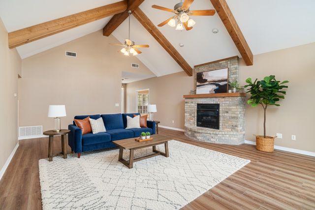 126 Hidden Lake Drive, Powderly, TX 75473