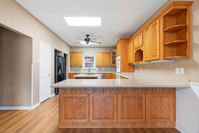 126 Hidden Lake Drive, Powderly, TX 75473