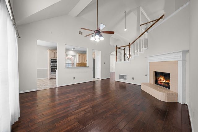 3652 Blue Spruce Drive, Fort Worth, TX 76040