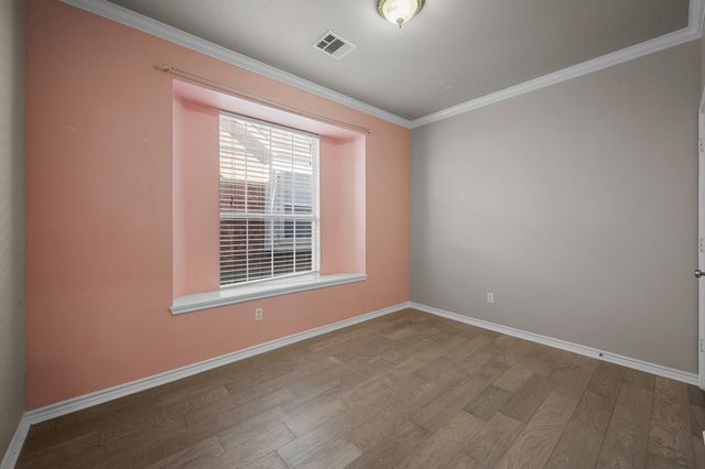 3652 Blue Spruce Drive, Fort Worth, TX 76040