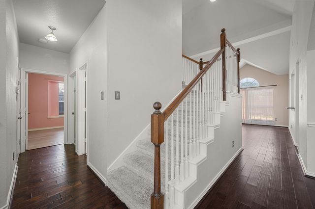 3652 Blue Spruce Drive, Fort Worth, TX 76040