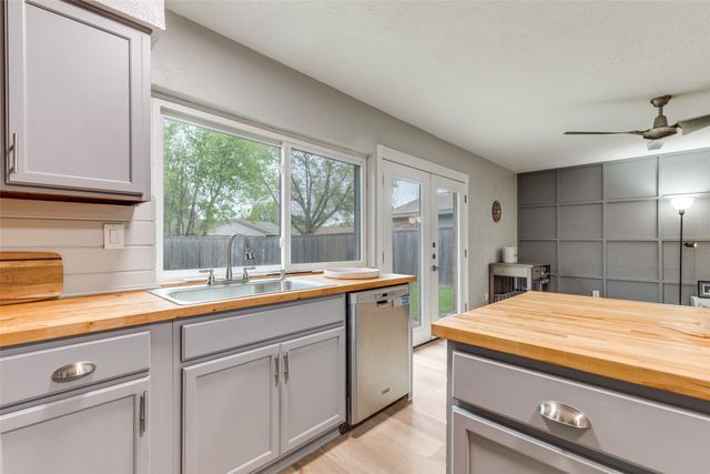 310 Willow Springs Court, Coppell, TX 75019