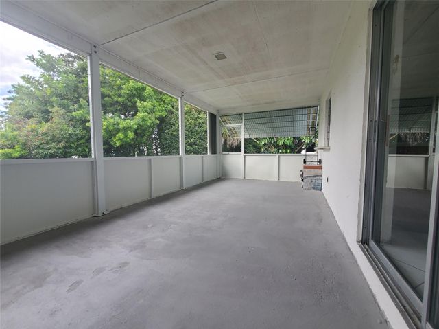 7003 NW 94th Ter, Tamarac, FL 33321