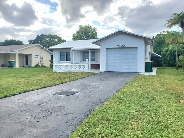 7003 NW 94th Ter, Tamarac, FL 33321