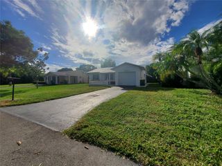7003 NW 94th Ter, Tamarac, FL 33321