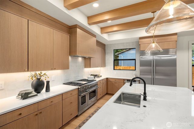 10214 NE 139th Street, Kirkland, WA 98034