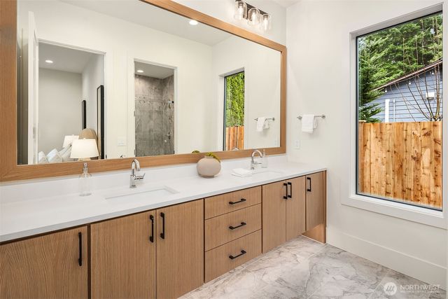 10214 NE 139th Street, Kirkland, WA 98034