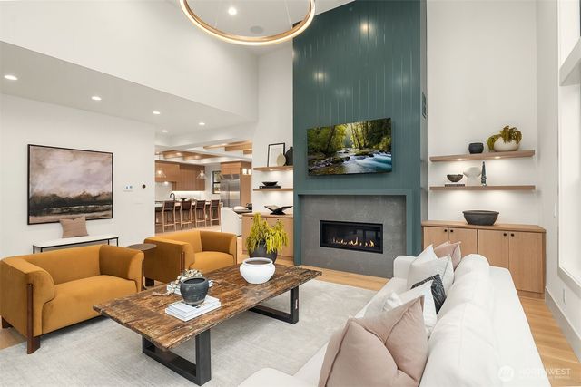 10214 NE 139th Street, Kirkland, WA 98034