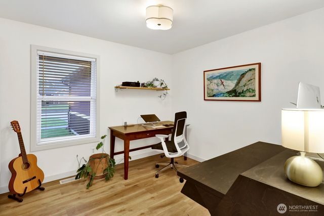 1125 N Cascade Court, Lynden, WA 98264