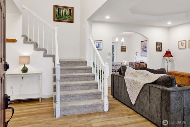 1125 N Cascade Court, Lynden, WA 98264