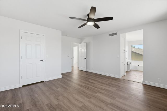 6020 W MICHIGAN Avenue, Glendale, AZ 85308