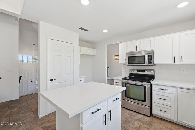 6020 W MICHIGAN Avenue, Glendale, AZ 85308