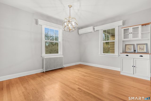 4 Woodridge Circle, Trumbull, CT 06611