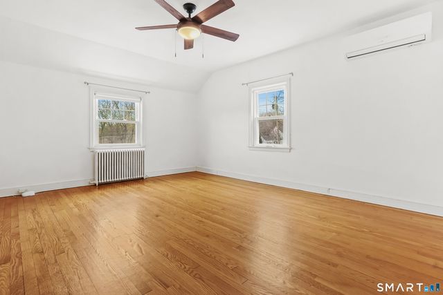 4 Woodridge Circle, Trumbull, CT 06611