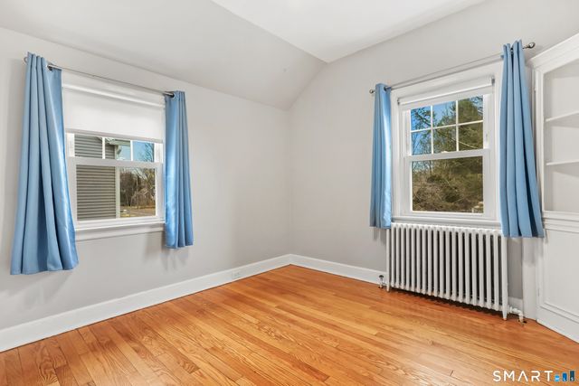 4 Woodridge Circle, Trumbull, CT 06611