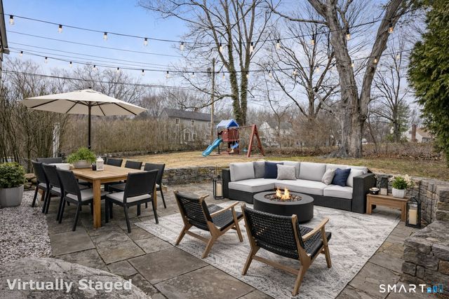 4 Woodridge Circle, Trumbull, CT 06611